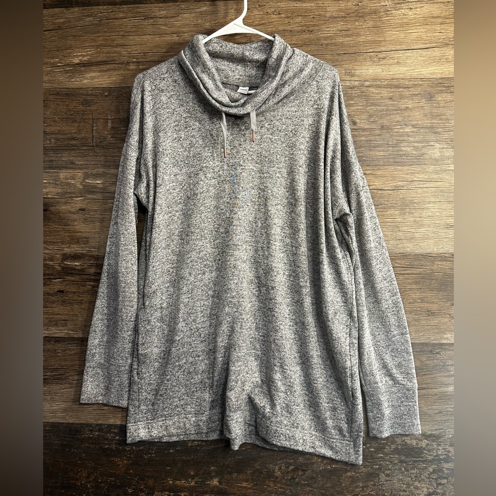 Old‎ Navy Gray Cowl Neck Sweatshirt